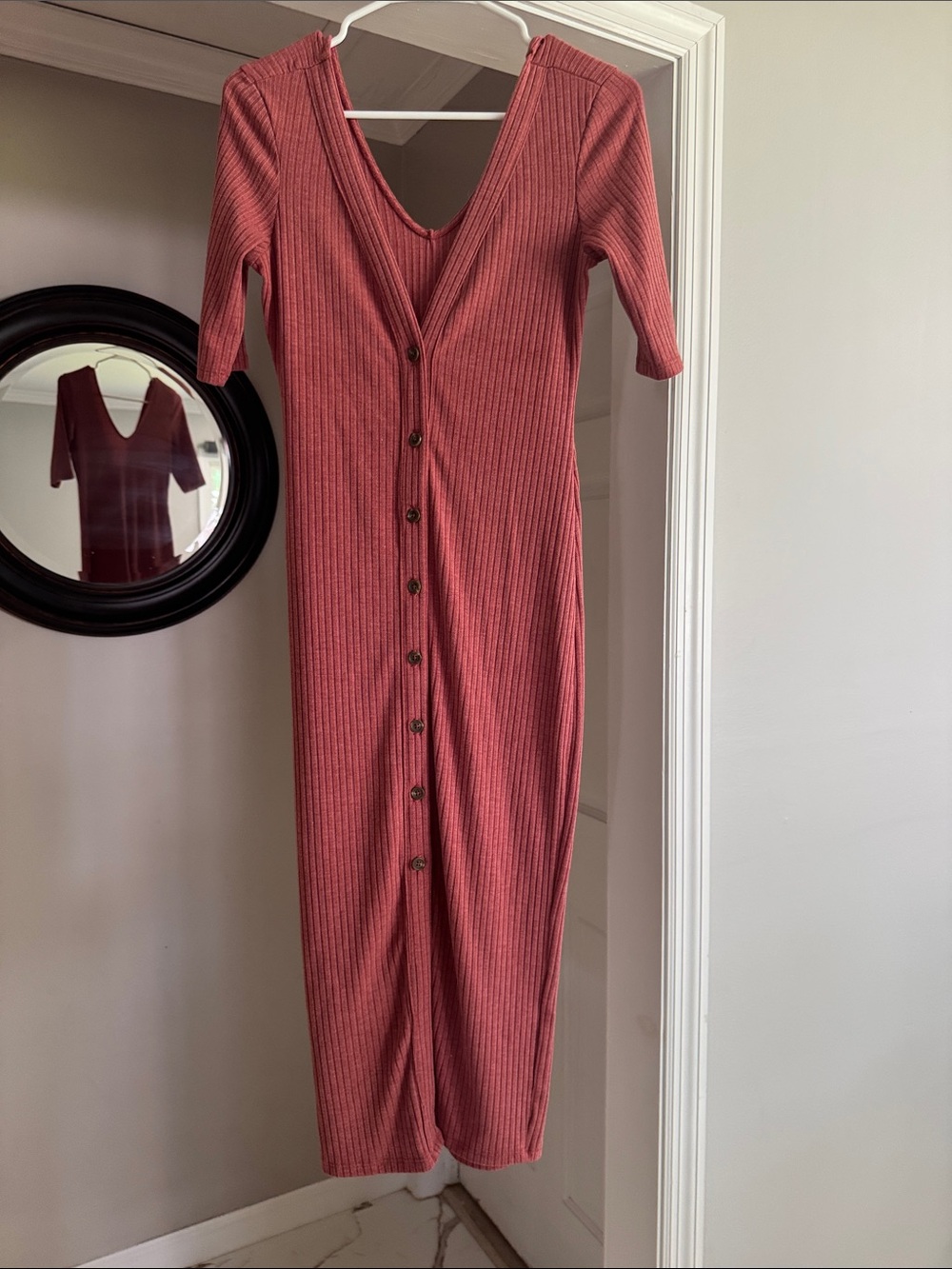 Ribbed Button-Front Midi Dress in Mauve Rose
